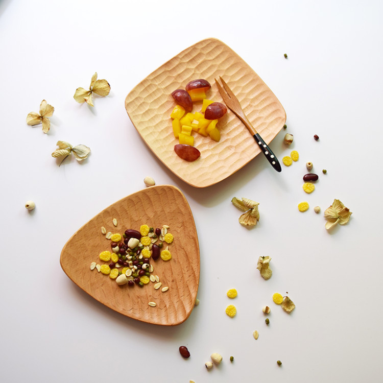 外貿原單三角方形點心甜品碟簡約家庭創意手工雕刻水果碟木質餐碟